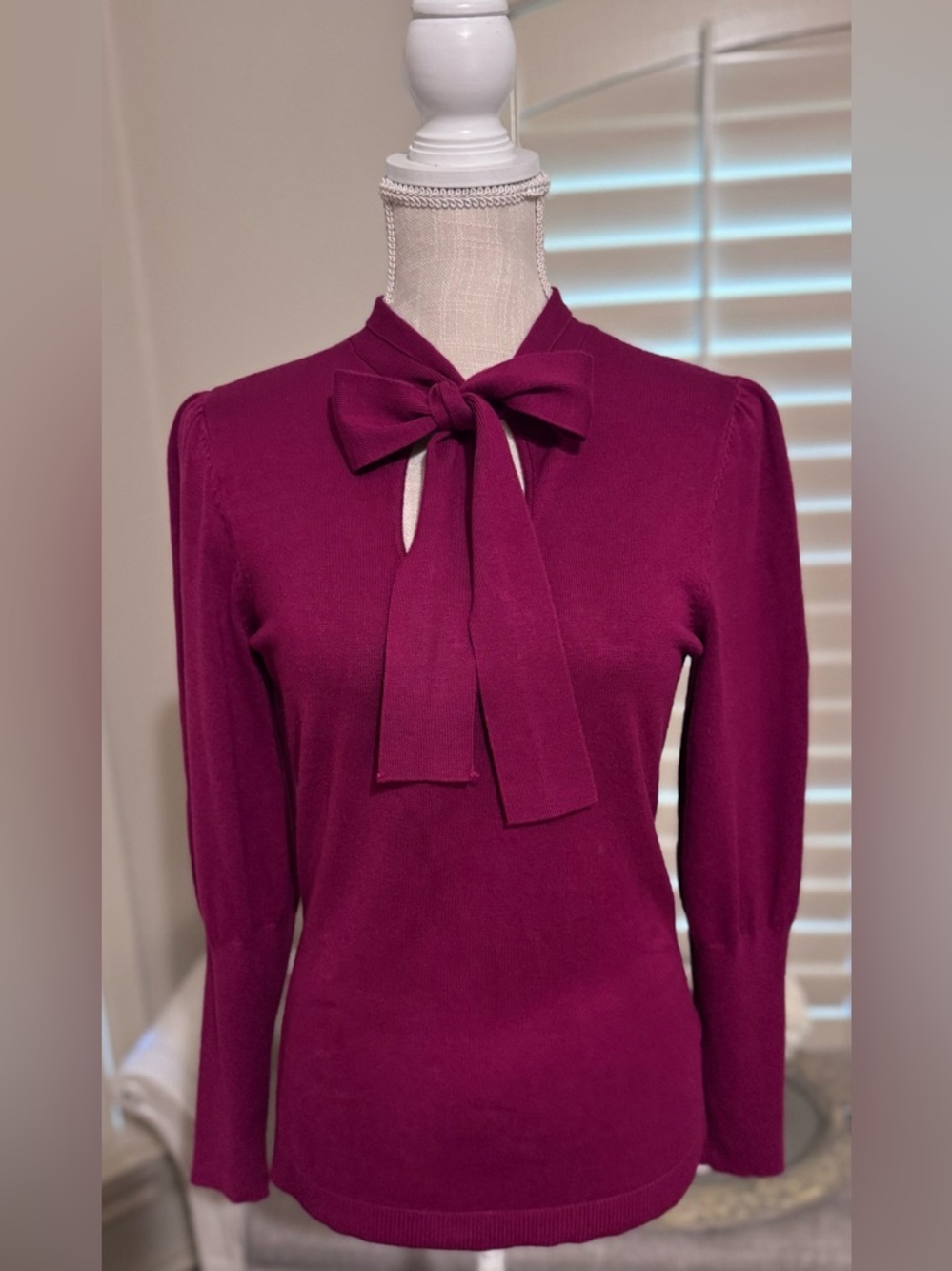 New York and Company Bow Tie Neck Magenta Sweater Top